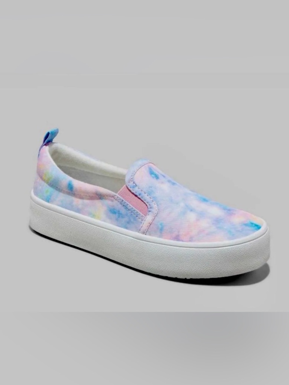 Art Class Children’s Slip On Platform Carly Canvas Tie-Dye Sneakers 
Size 5 
NIB
